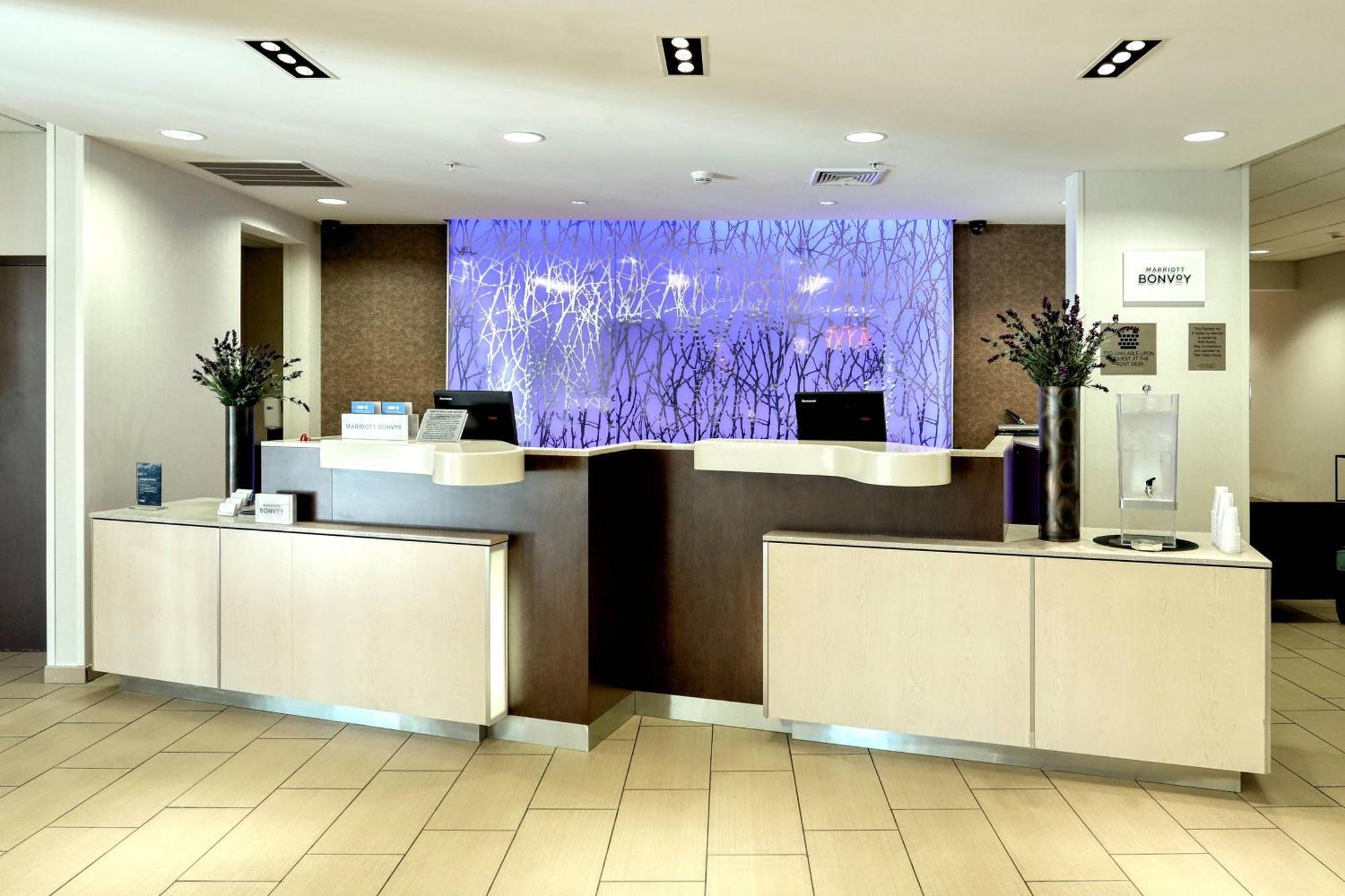Fairfield Inn & Suites By Marriott Harrisburg West/New Cumberland Exterior photo